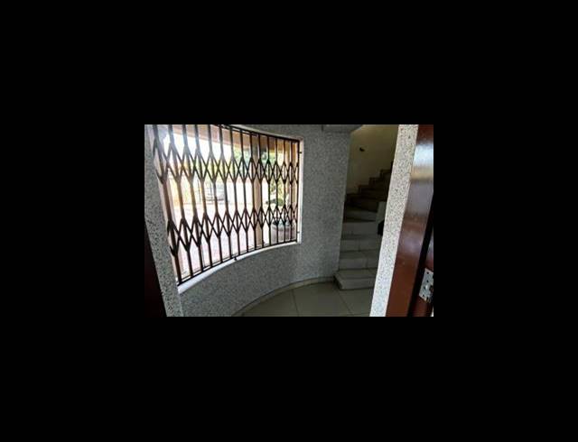 5 BEDROOM HOUSE FOR SALE IN THE ORCHARDS